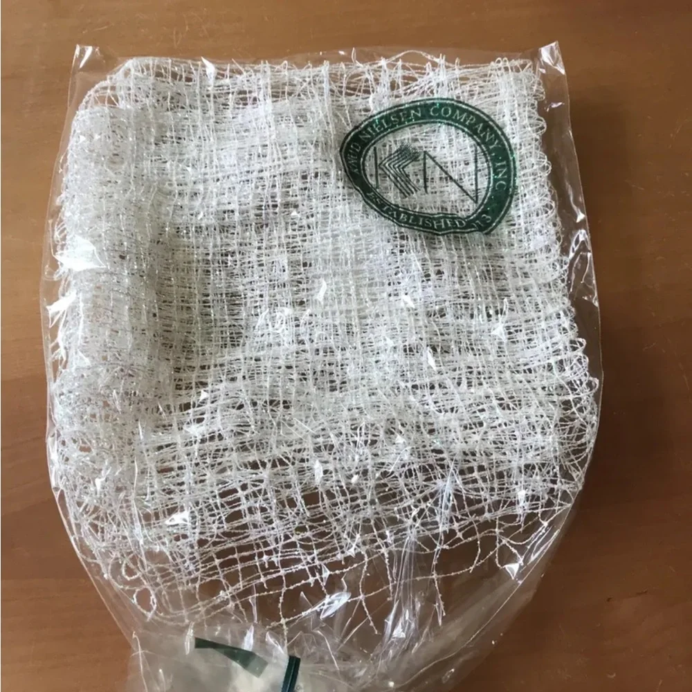 Knud Nielsen White Sparkle 15’ Net Garland - NEW.